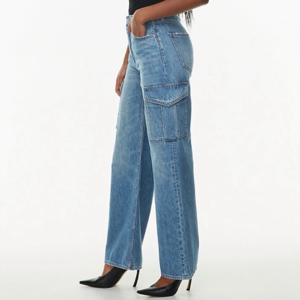 Denim Forum | Aritzia Farrah Hi Rise Wide Leg Cargo Jean